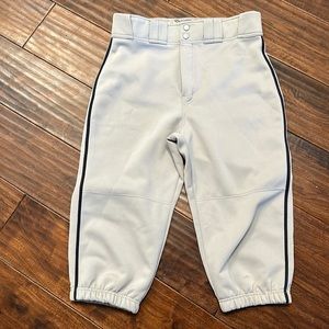 Easton short baseball pants, gray with navy pinstripe Sz L